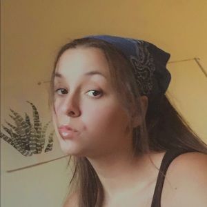 Meet your Posher, Kaylee